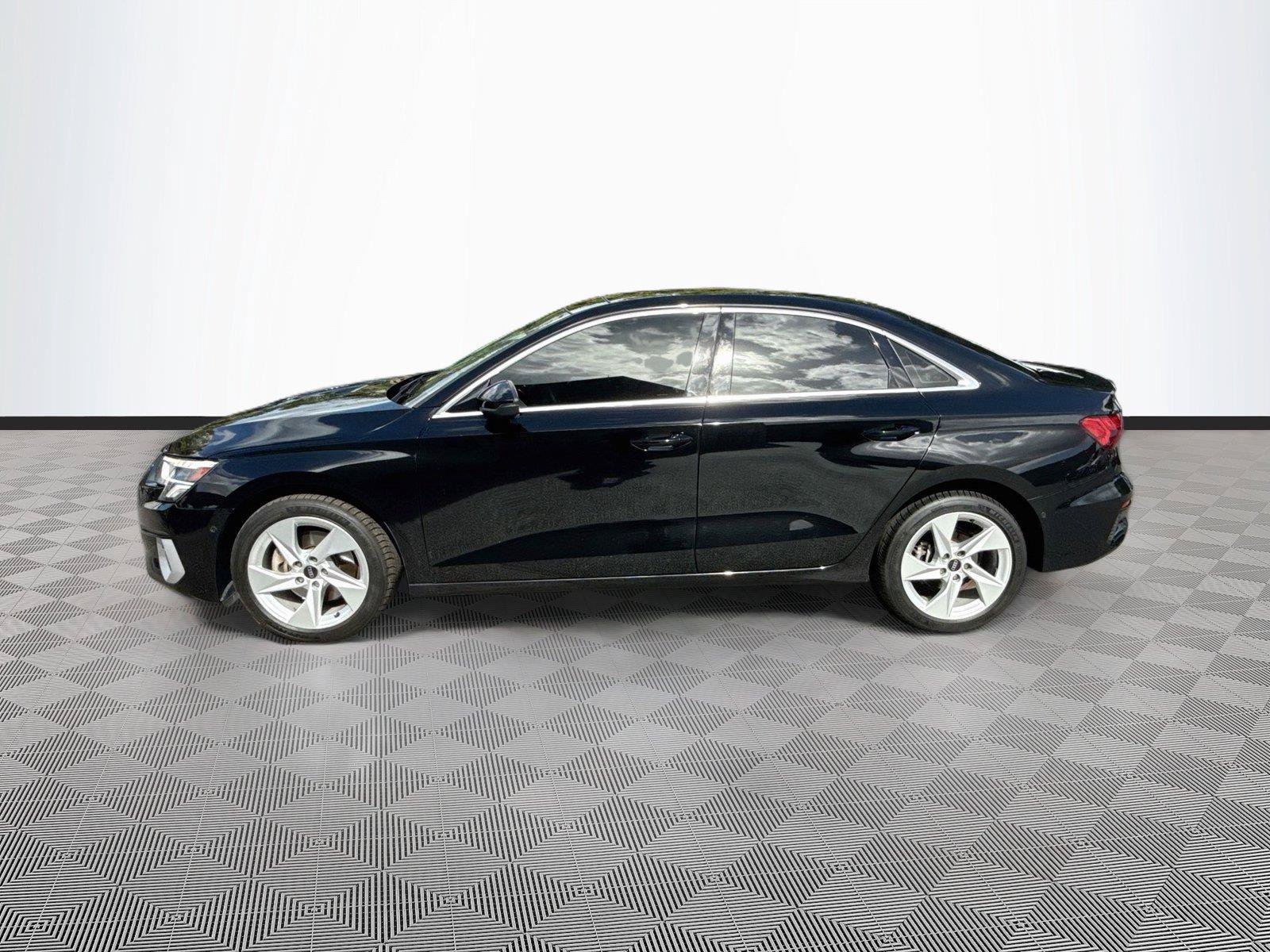 Used 2023 Audi A3 2.0T Premium FWD image 4