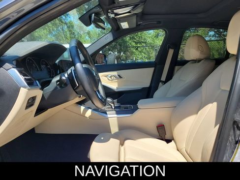 Used 2019 BMW 330i xDrive Sedan w/ Convenience Package AWD/4WD image 2