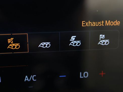 Used 2024 Ford Mustang GT Premium image 37