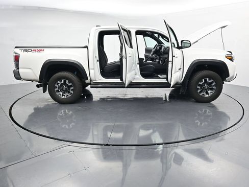 Used 2023 Toyota Tacoma TRD Off-Road AWD/4WD image 41