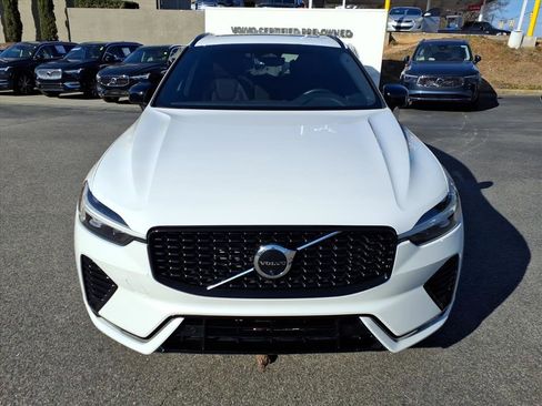Certified 2023 Volvo XC60 B5 Plus w/ Protection Package Premier image 10