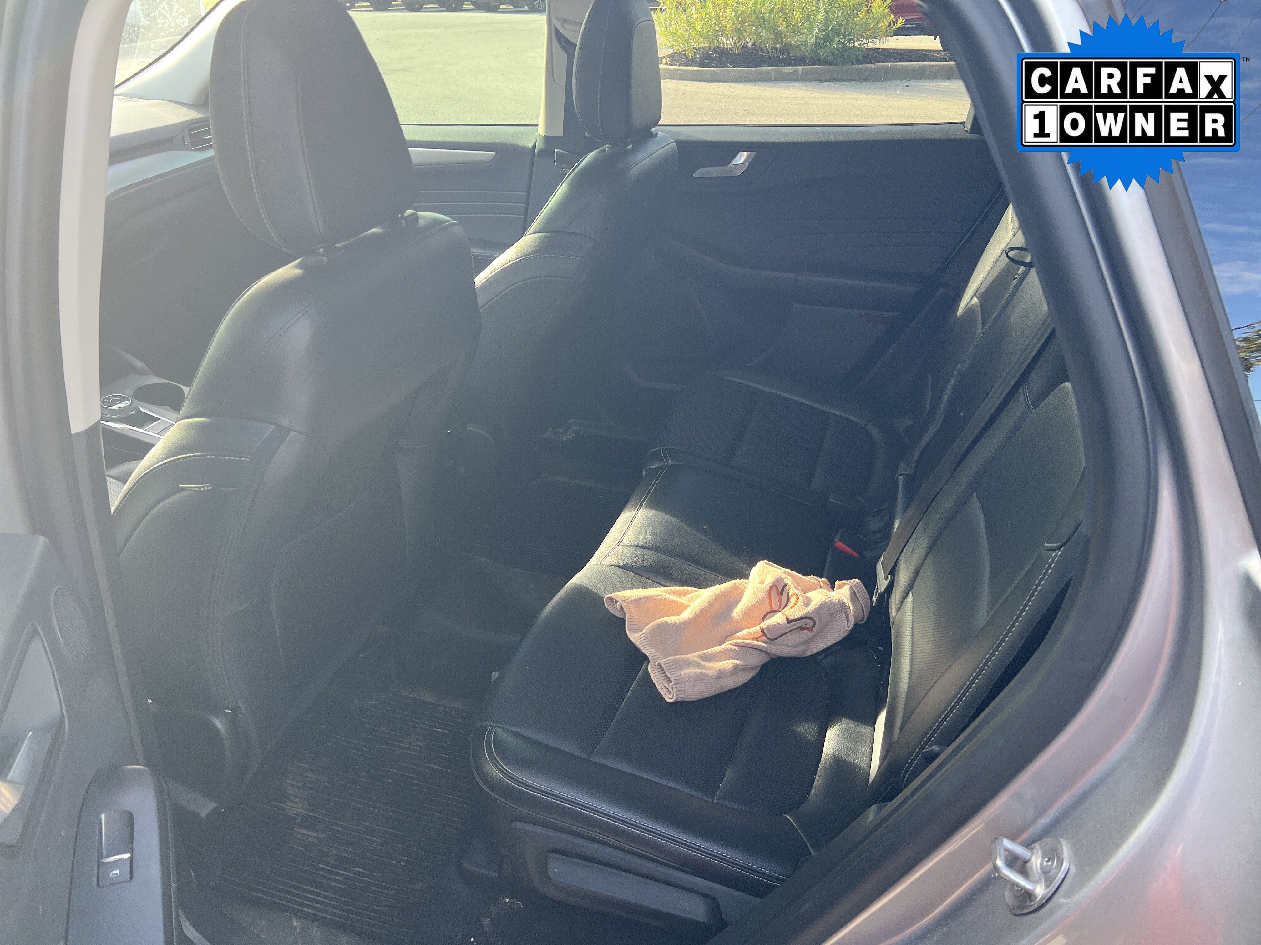 Used 2022 Ford Escape SEL w/ Technology Package FWD image 11