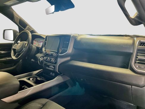 Used 2026 RAM 1500 Express AWD/4WD image 28