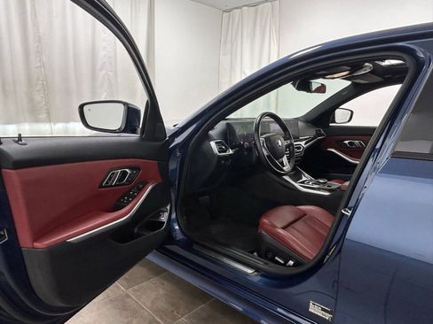 Used 2023 BMW 330i xDrive Sedan w/ Premium Package image 24