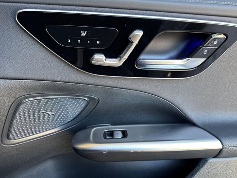 New 2025 Mercedes-Benz C 300 4MATIC Sedan image 20