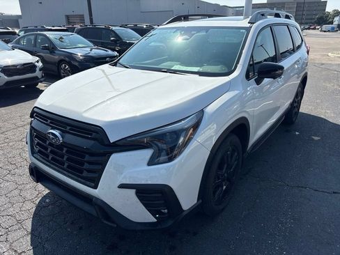 Used 2023 Subaru Ascent Onyx Edition Limited AWD/4WD image 6