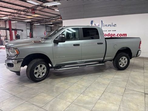 Used 2024 RAM 2500 Big Horn image 10