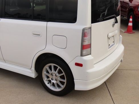 Used 2006 Scion xB image 15
