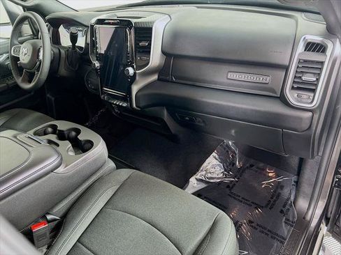 Certified 2026 RAM 2500 Big Horn AWD/4WD image 28