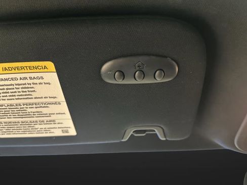 Used 2016 Lincoln MKX Reserve w/ Climate Package image 24