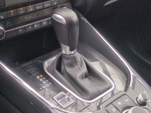 Used 2019 MAZDA CX-9 Touring image 18