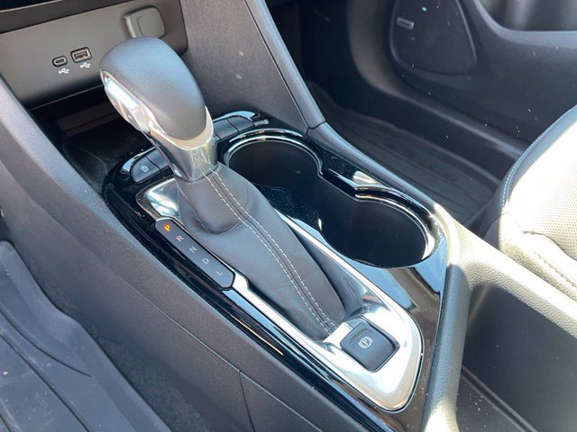 Used 2024 Buick Encore GX Avenir w/ Avenir Technology Package FWD image 23