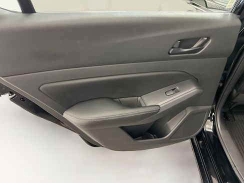Used 2024 Nissan Altima 2.5 SV w/ SV Premium Package FWD image 28