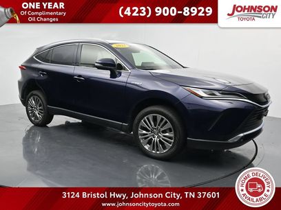 Used 2021 Toyota Venza Limited w/ Carpet Mat Package (TMS)