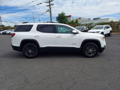 Used 2019 GMC Acadia SLT w/ LPO, Floor Liner Package image 7