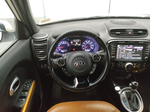 Used 2015 Kia Soul ! w/ Sun & Sound Package FWD image 22