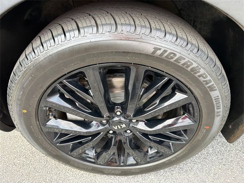 Used 2020 Kia Telluride SX image 11