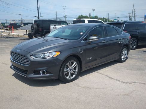 Used 2016 Ford Fusion Energi Titanium w/ Driver Assist Package FWD image 4