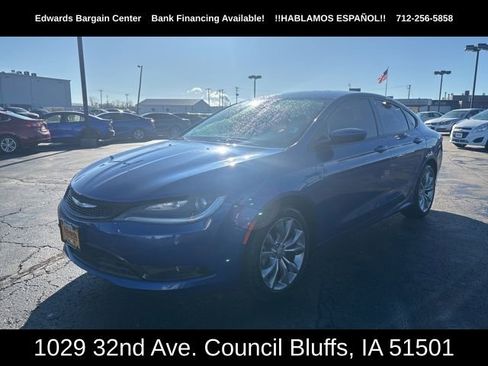 Used 2015 Chrysler 200 S w/ Navigation & Sound Group I image 4