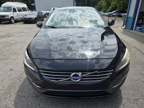 Used 2014 Volvo S60 T5 FWD image 2