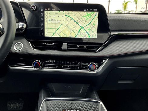 Used 2025 Chevrolet Equinox RS image 33