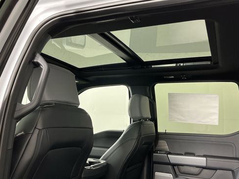 New 2025 Ford F150 Lightning Lariat image 17