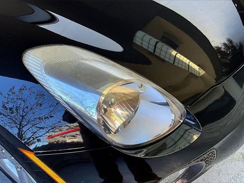 Used 2008 Pontiac Solstice GXP w/ Premium Package image 24