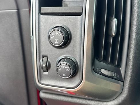 Used 2018 Chevrolet Silverado 1500 LT image 14