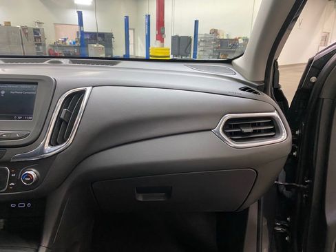 Used 2023 Chevrolet Equinox LT image 43