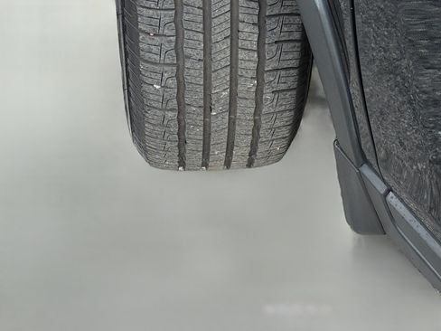 Used 2018 Nissan Rogue SV FWD image 42