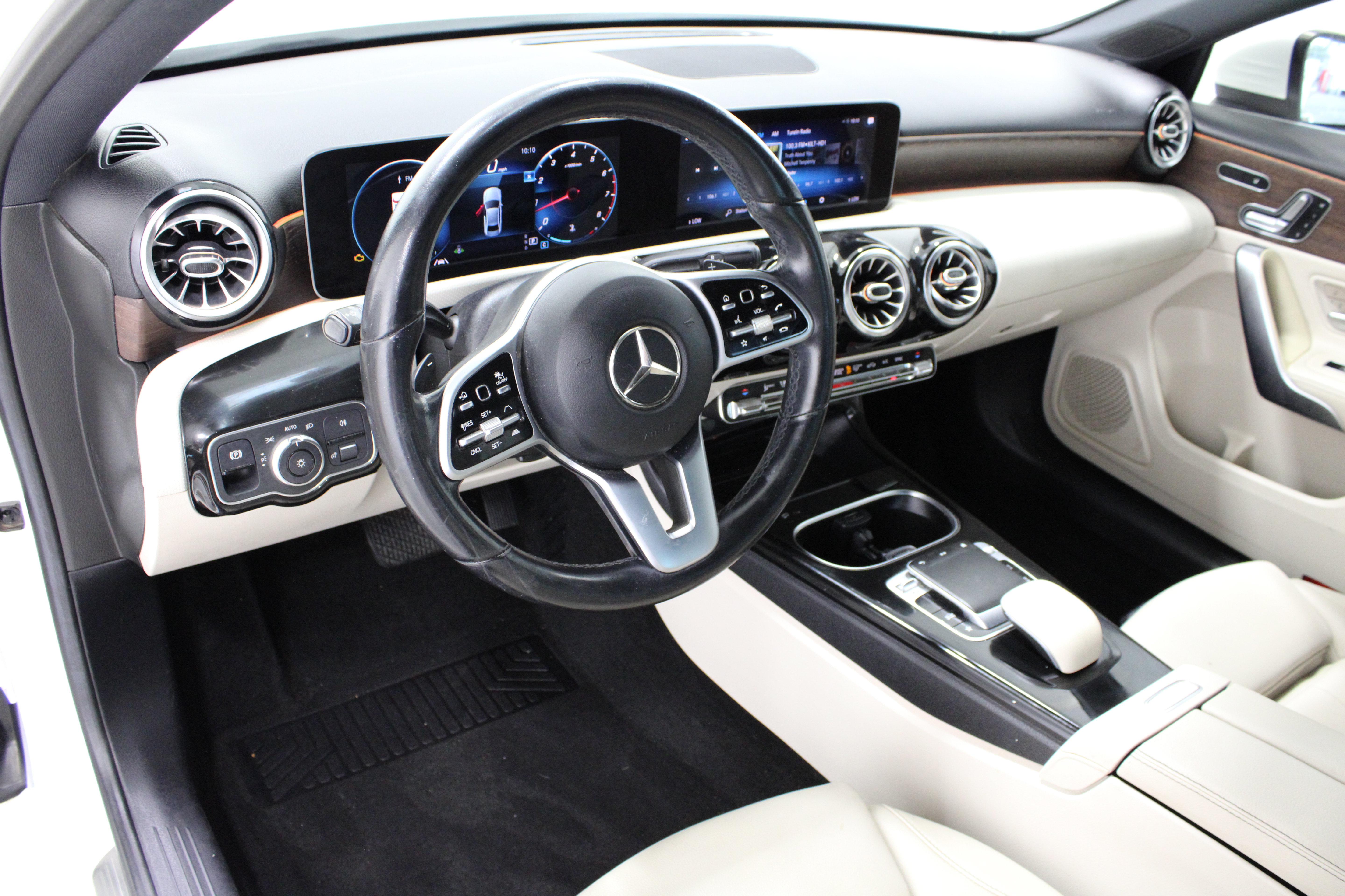Used 2019 Mercedes-Benz A 220 image 13