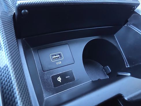 Used 2023 Hyundai Santa Fe SEL image 25