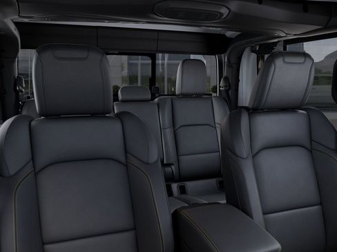 New 2025 Jeep Gladiator Sport w/ Premium Package image 26