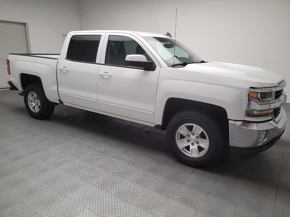 Used 2018 Chevrolet Silverado 1500 LT w/ All Star Edition AWD/4WD image 11
