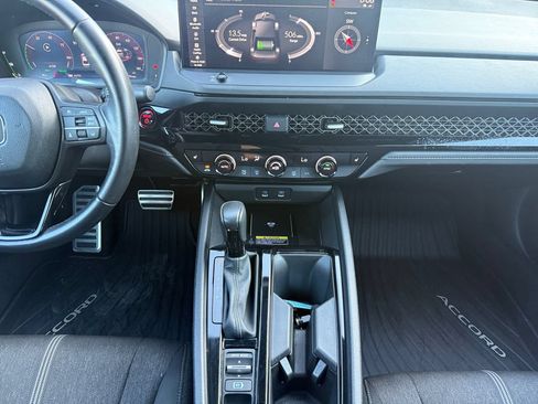 Certified 2025 Honda Accord Sport image 10