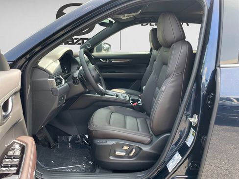 New 2025 MAZDA CX-5 Signature image 8
