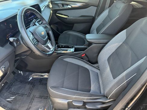 Used 2024 Chevrolet TrailBlazer LT w/ LT Cold Weather Package image 18