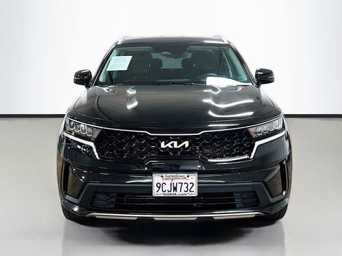Used 2022 Kia Sorento S FWD image 2