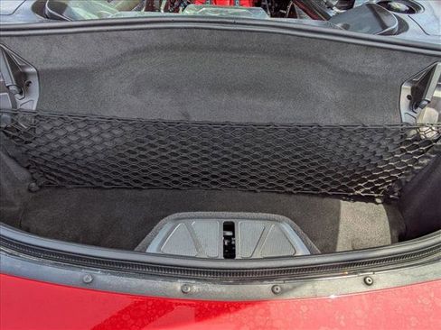 Used 2024 Chevrolet Corvette Stingray Preferred Cpe w/ Battery Protection Package RWD image 6