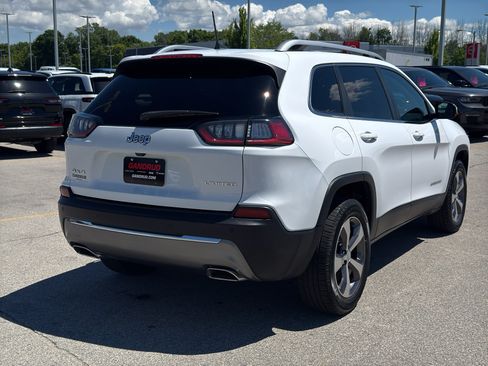 Used 2020 Jeep Cherokee Limited AWD/4WD image 5