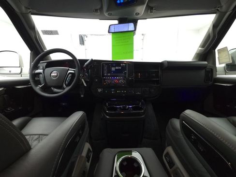 New 2025 GMC Savana 2500 w/ Driver Convenience Package image 10