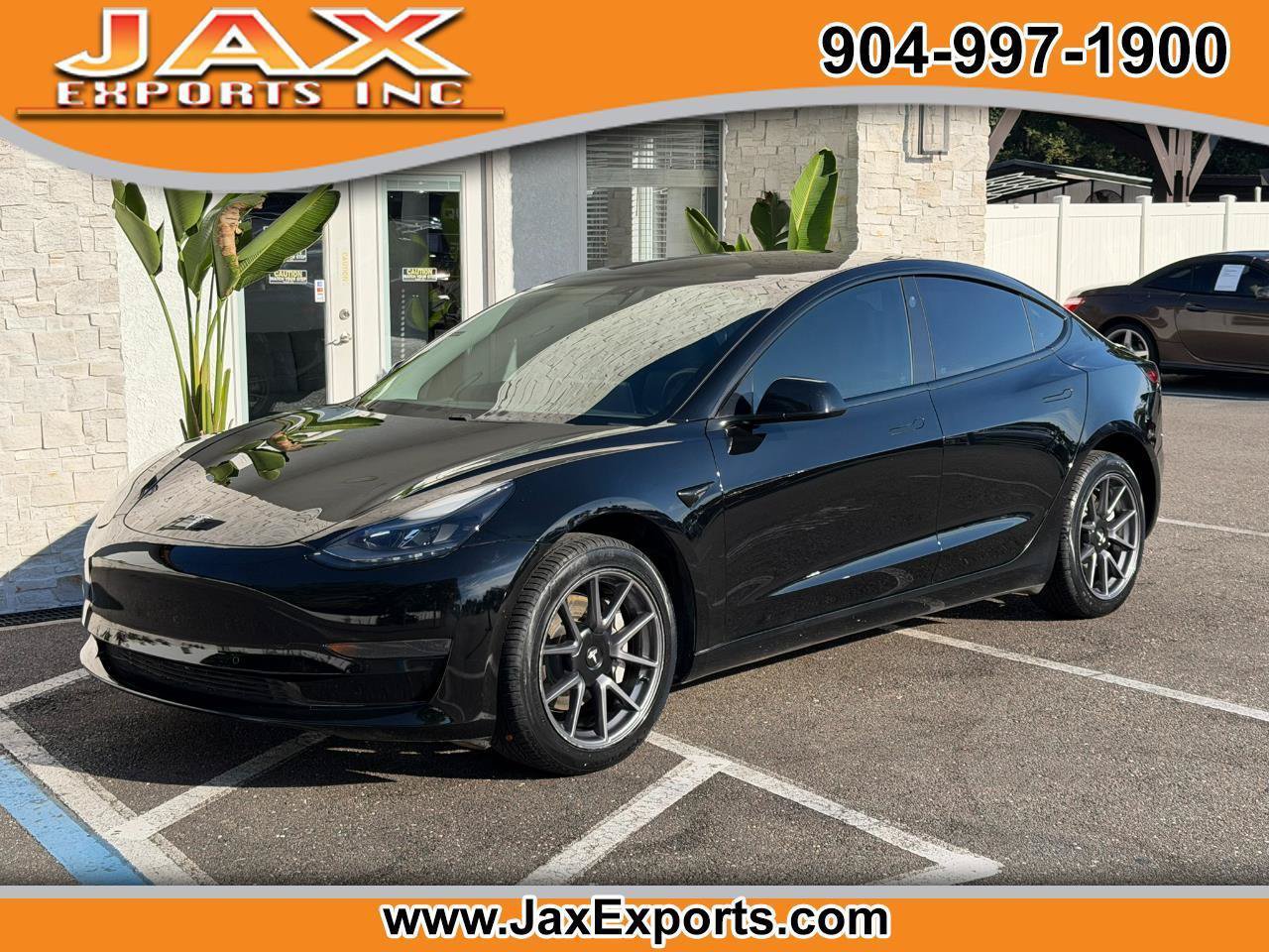 Used 2021 Tesla Model 3 Standard Range Plus RWD image 1