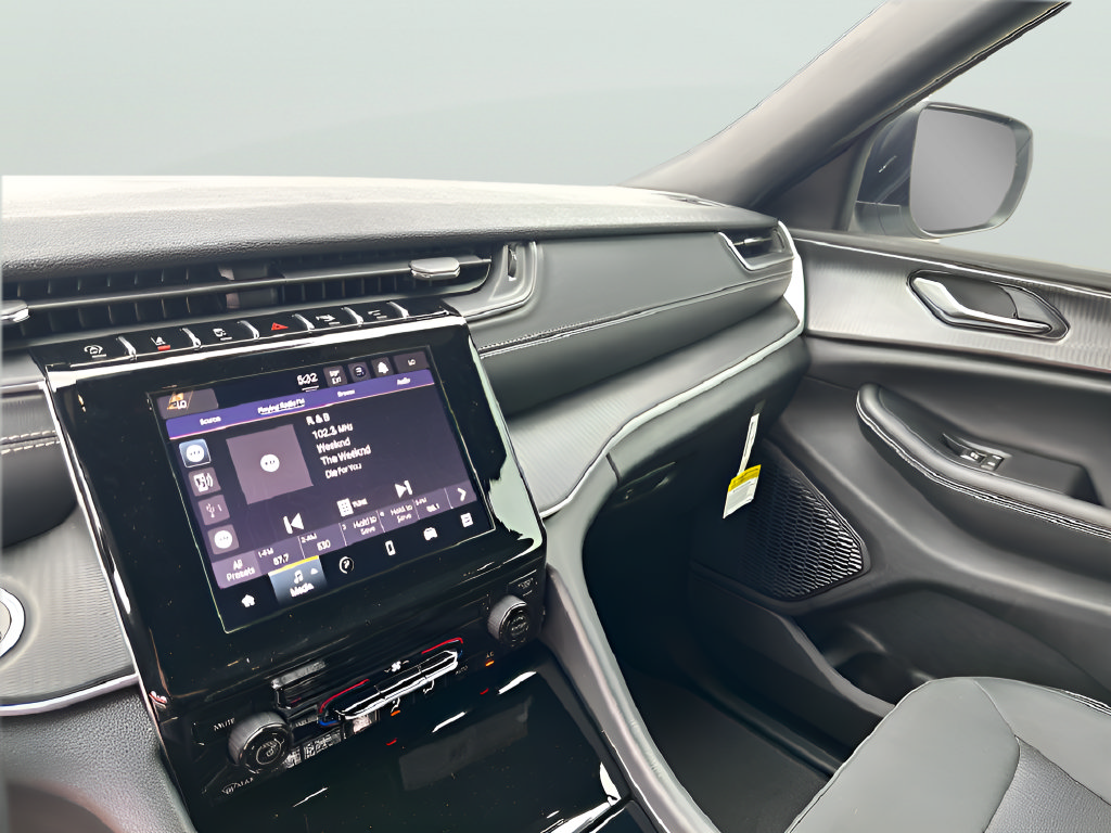 New 2026 Jeep Grand Cherokee Laredo RWD image 21