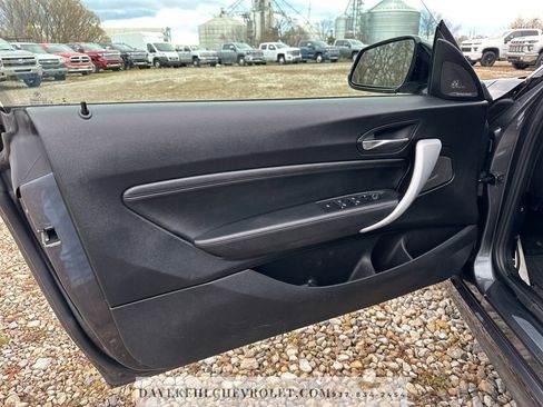 Used 2018 BMW M240i xDrive Convertible image 9