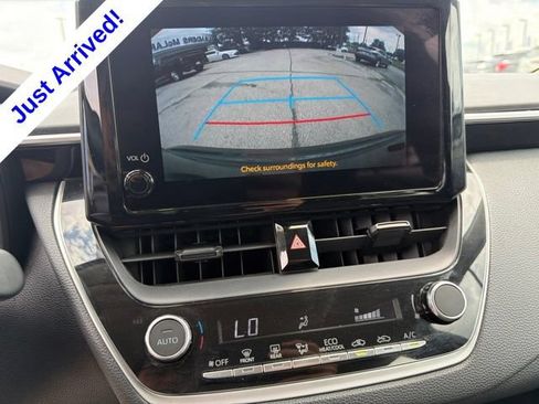 Used 2024 Toyota Corolla LE FWD image 14