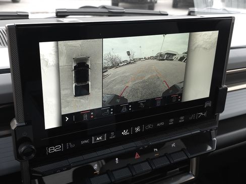 Used 2025 GMC Hummer EV 3X w/ LPO, Dark Essentials Package image 25