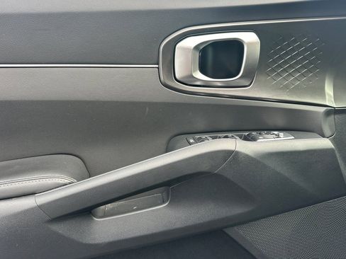Certified 2023 Kia Sorento EX AWD/4WD image 12