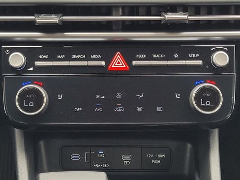 New 2026 Hyundai Tucson SEL FWD image 17