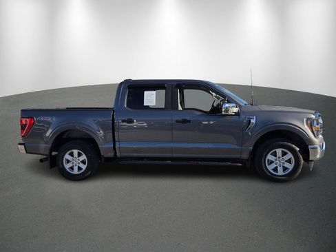 Used 2023 Ford F150 XLT w/ Trailer Tow Package image 9