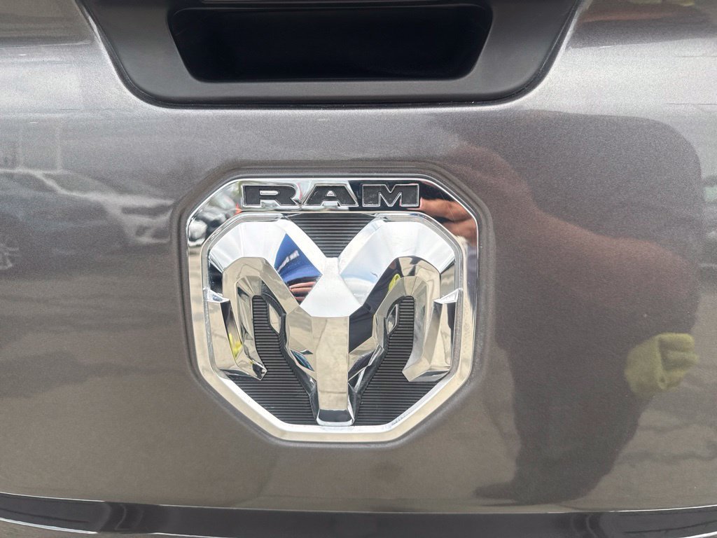 Used 2023 RAM 1500 Big Horn RWD image 9